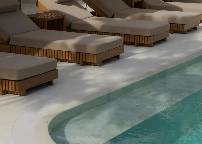 Hotel Sola