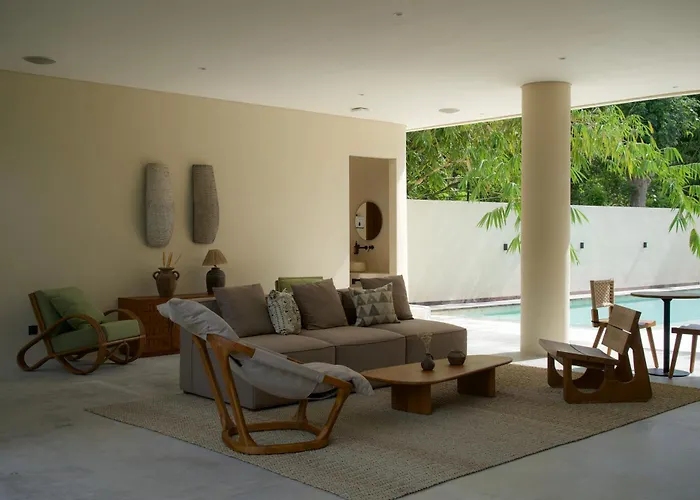Sola Hotel Uluwatu
