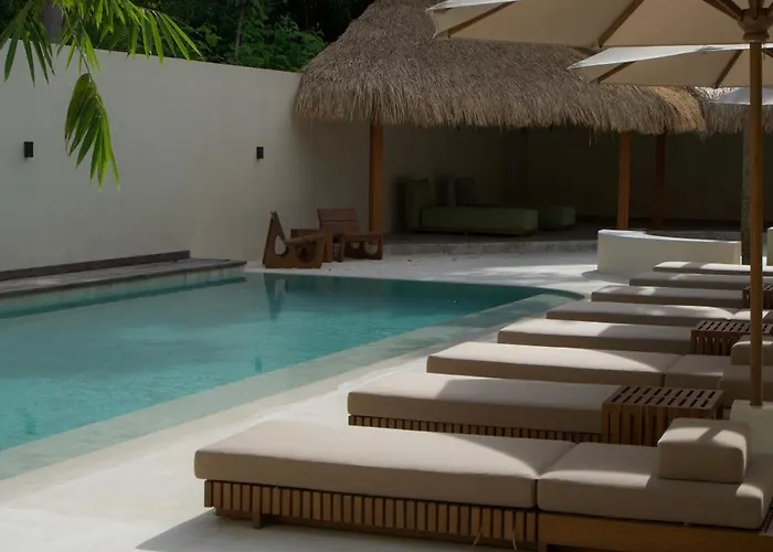 Sola Hotel